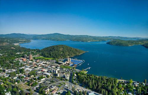 Walk Downtown Stunning Condo with Attached Garage - Foto 29