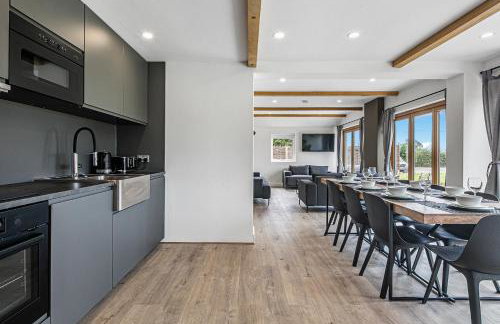 The Coach House at Dovedale Manor - Photo 25