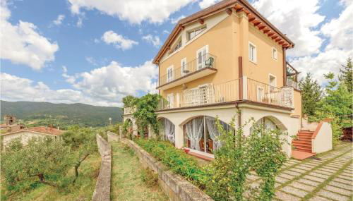 Two-Bedroom Apartment In Sorana Pescia Pt - Foto 4