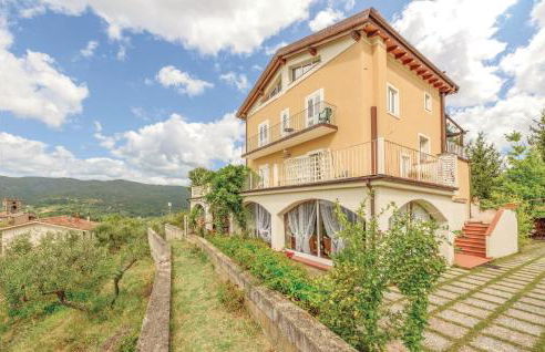 Two-Bedroom Apartment In Sorana Pescia Pt - Foto 4