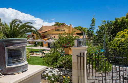 Sandy Beach Villas and Apartments - Photo 10