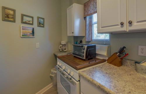 Sneads Ferry Vacation Rental Studio with Water Views - Foto 8