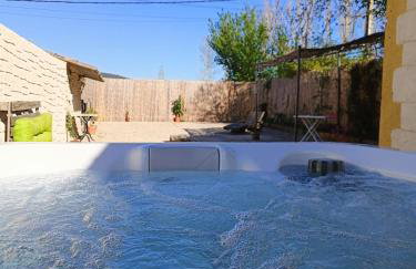 Grand studio et jacuzzi extérieur - Foto 1