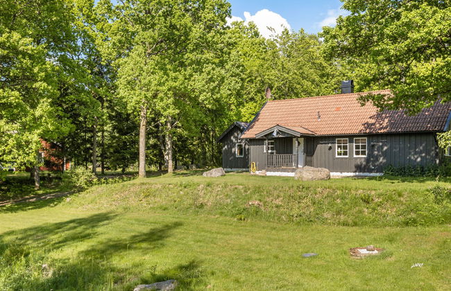 3 bedroom House in Östra Frölunda with garden and sauna - Photo 22