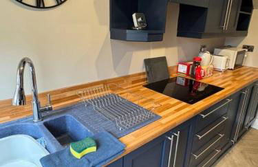 Modern House Near Livingston - Foto 9