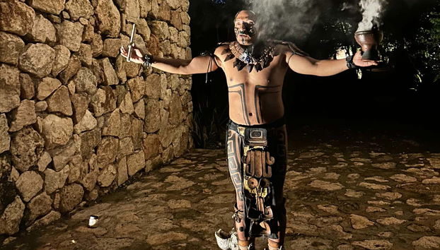 Day of the Dead Ceremony At A Cenote - Foto 2