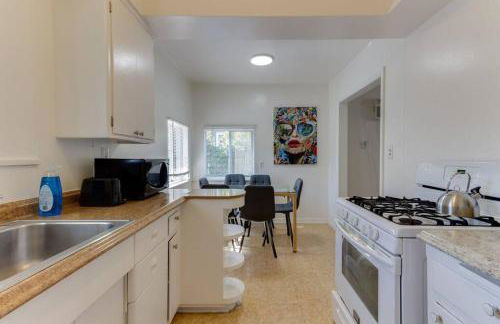 2 Bedroom Mid-Wilshire Charmer close to Downtown - Foto 11