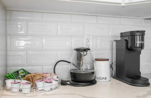 Perch - Modern Seattle Retreat w/ AC, Garage & Decks - Foto 33