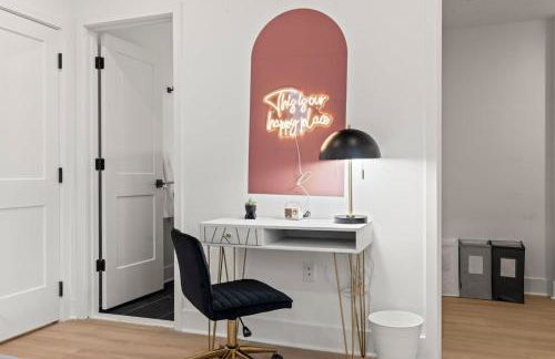 Charming LUXE 1BR, Free Parking, Kitchen and Laundry - Foto 3