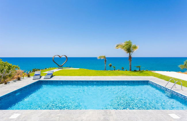 Villa Beach Heaven in Pomos - Foto 2