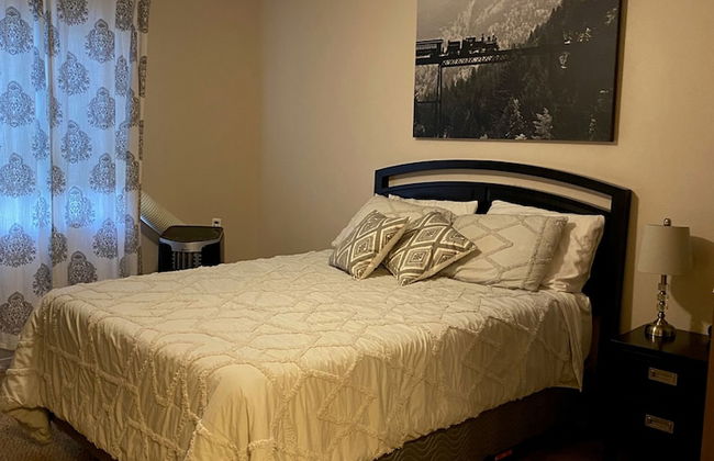 Evergreen Apartments - Photo 8