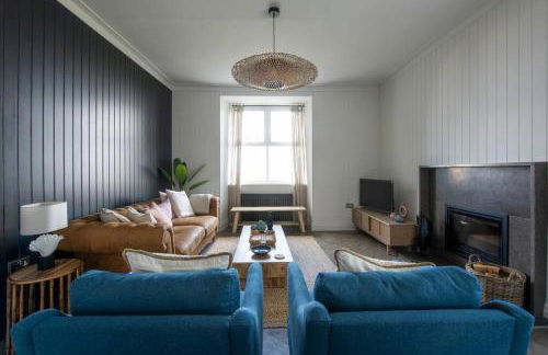 Luxurious Manor House with Sea Views - Sleeps 10 - Photo 15