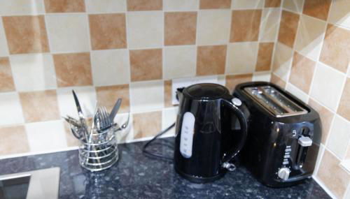 206mm Highgate Apartment - Photo 3