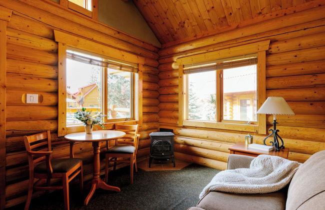 Miette Mountain Cabins - Photo 13