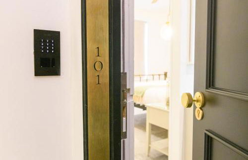 Holm House - Stylish Coastal Suites - Silures Bar & Restaurant On-site - Foto 51