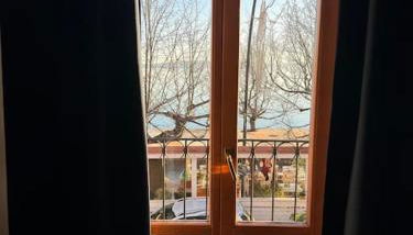 Fronte lago nel centro storico “La Casa del Lago” - Foto 2