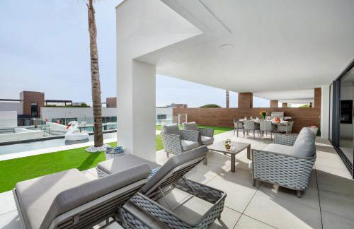 The White House Marbella - Photo 21