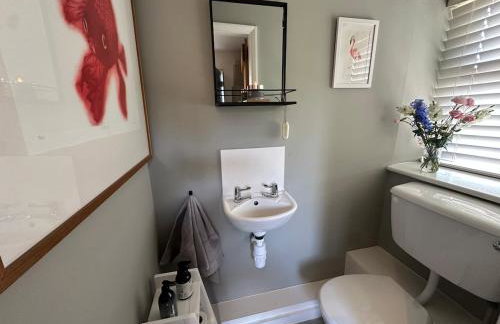 Charming rural cottage & private garden near South Downs - Great location for hiking - Photo 23