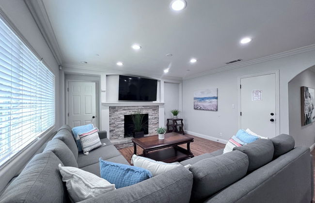 Lovely Anaheim Pool Home 1 Mile to Disney - Foto 9