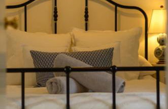 Pear Tree Cottage in the Cotswolds - Photo 14