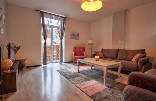 Maison LAMARTINE - Plein Centre-Ville Avec Garage & Jeux - Foto 15