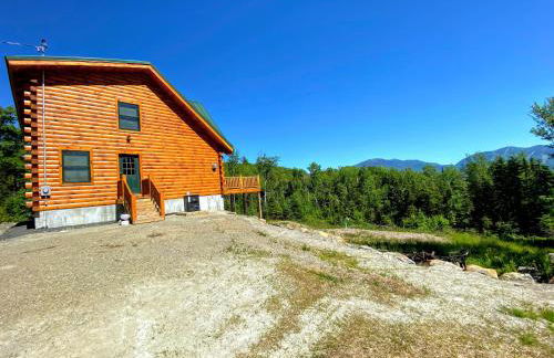UV Log home with direct Cannon Mountain views Minutes to attractions Fireplace Pool Table AC - Foto 56