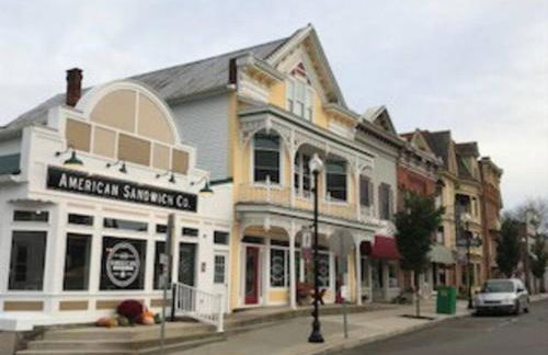 Small Town Hideaway - Photo 26