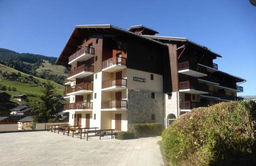 Charmant appart rénové 4 pers, balcon sud, plein centre, proche ski et piscine! - FR-1-342-187 - Photo 6