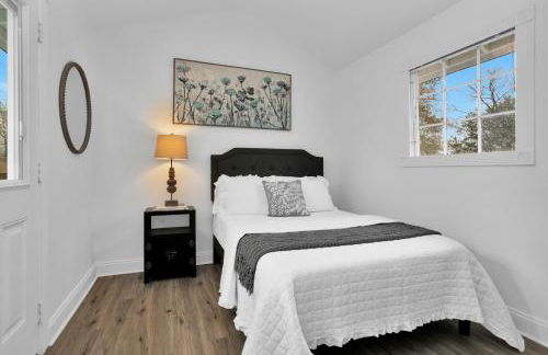 Charming Cottage on 7 acres with Pond - Foto 15