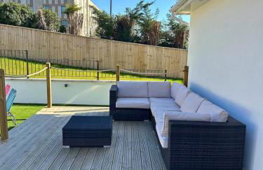 Charmandene - Luxury 5 Bed with Pool and Gated Parking - Foto 37