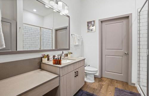 New 5 Star Home with Pool & Heated Spa-Mins to Tradition Sq- Cleveland Clinic Tradition- HCA Hospital - Foto 13