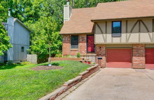 Near FIFA World Cup Walkable Overland Park Home - Foto 33