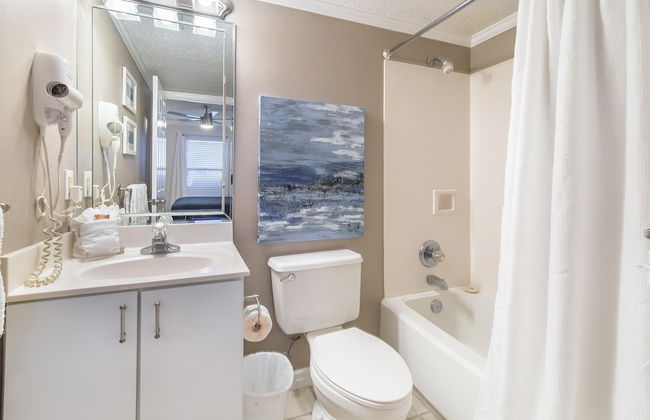 Pelican Beach Resort 410 - Photo 13