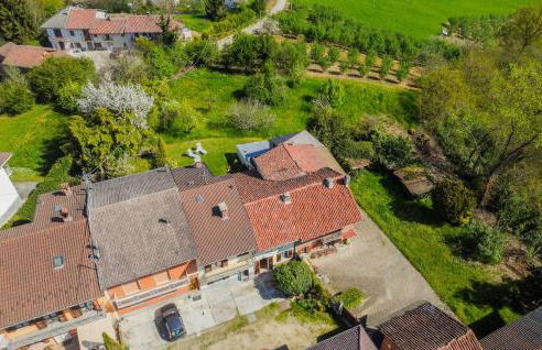 Gorgeous Home In Ferrere With Kitchen - Foto 37