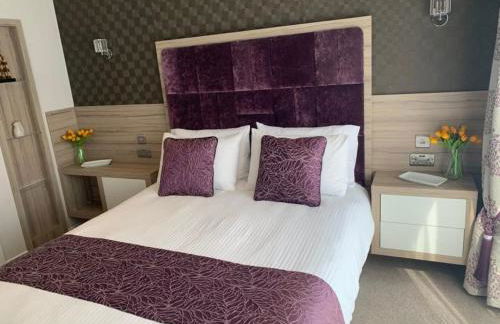 Muscovy Lodge with Hot Tub at Tattershall Lakes Country Park - Foto 8