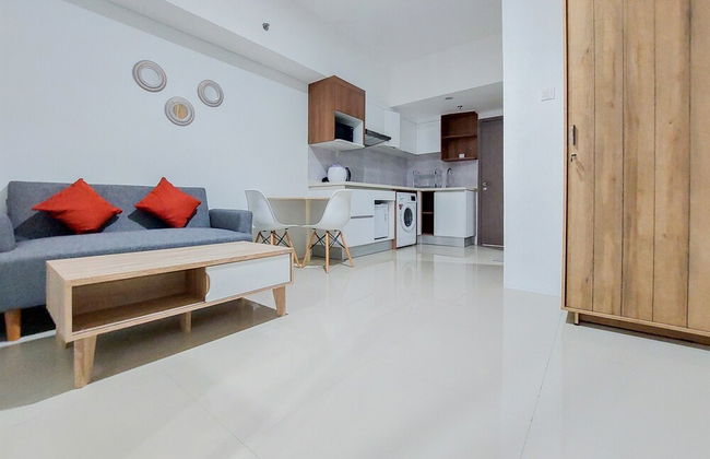 Homey And Cozy Stay 1Br Tamansari Bintaro Mansion Apartment - Foto 10