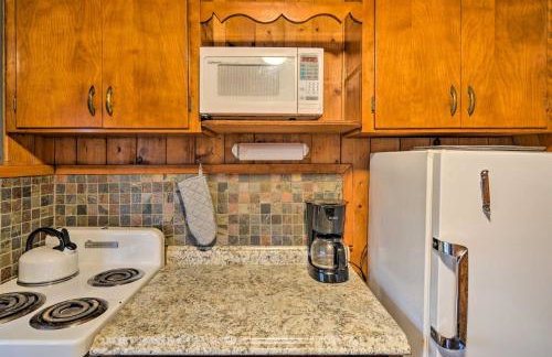 Lovely Lake Huron Getaway Beach Access and Kayaks! - Foto 11