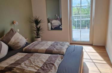 FeWo2 großräumige FeWo in Riegel am Kaiserstuhl über 2 Etagen, Galerie, Balkon - Foto 2