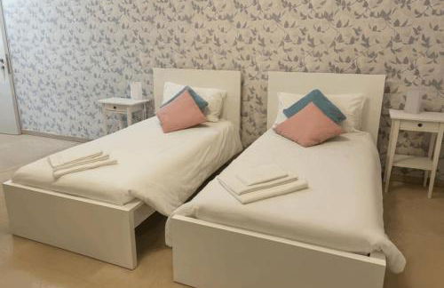 -Le stanze dei Pico- Wi-Fi, nel cuore di Mirandola - una terrazza unica sul tetto - Photo 4