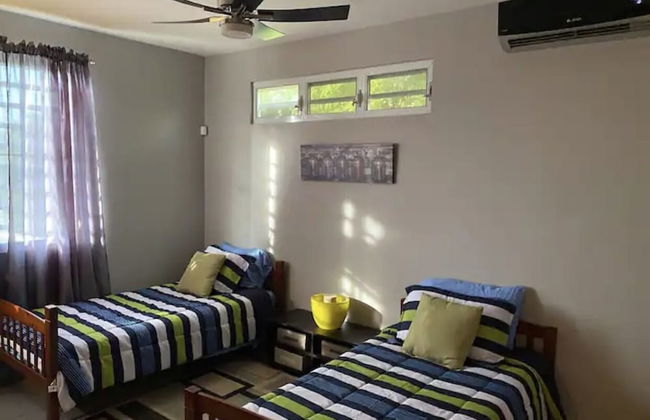 Mango Hill Retreat - Photo 5