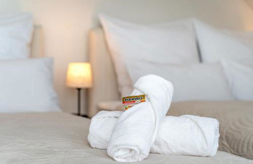 flair Apartment Stadtoase Fulda I private Sauna & Whirlpool I Balkon I 2x Parken I Kaffee I Highspeed WLAN I Disney plus - Foto 26