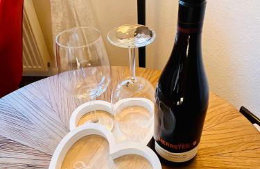 Boutique Apartment - Photo 7