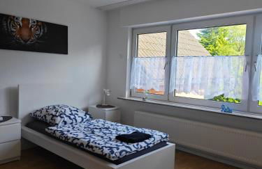 Haus 2 Etagen Garten 1 Badezimmer,1 Gäste Wc 200 Qm 5 Betten Gehoben mit Garten - Foto 48