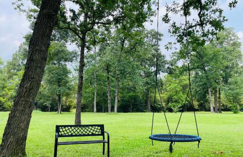 Country Getaway 4 Bedroom Resort in 10 Acre Lot - Foto 4