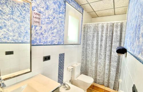 Villa Only Adults 2 Pax · Piscina Privada · A/C · WIFI · BBQ - Foto 17