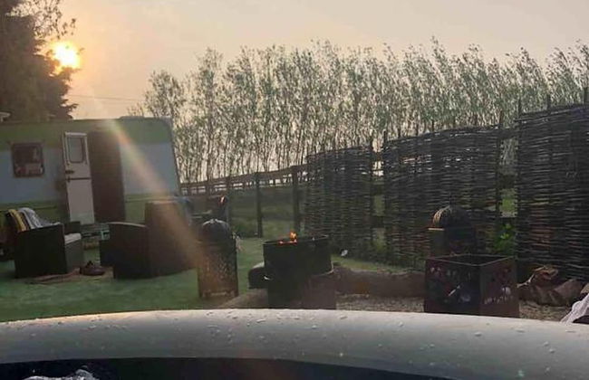 Glamping With Llamas - Foto 19