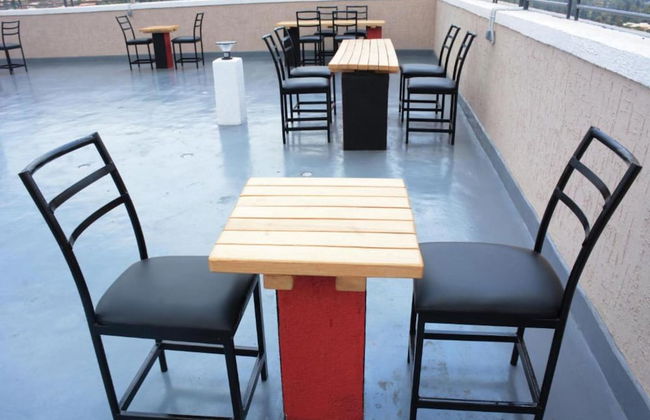 Macchiato Suites - Photo 18