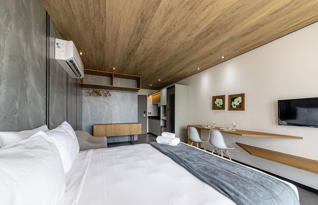 NWTs - Estúdios com Vista Lateral Mar - Photo 44