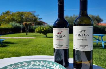 Julietta Suites - Photo 7