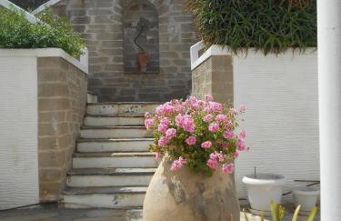 Villa Sis - Cycladic Sea View Luxury Home near Milos Beach & hiking trails 3, 4 & 5 - Photo 15